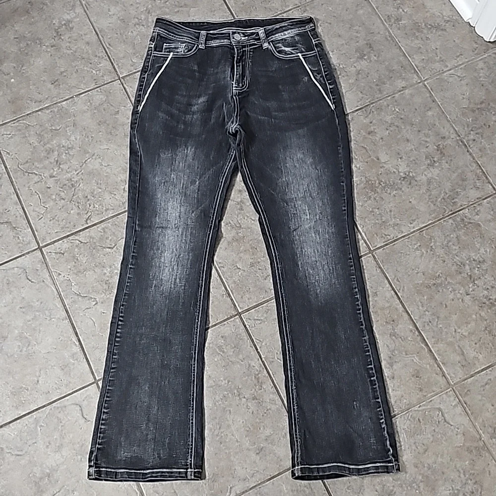 Black Jeans Embroidered Back Pockets Bootcut Denim Pants Medium Mid Rise Stretch